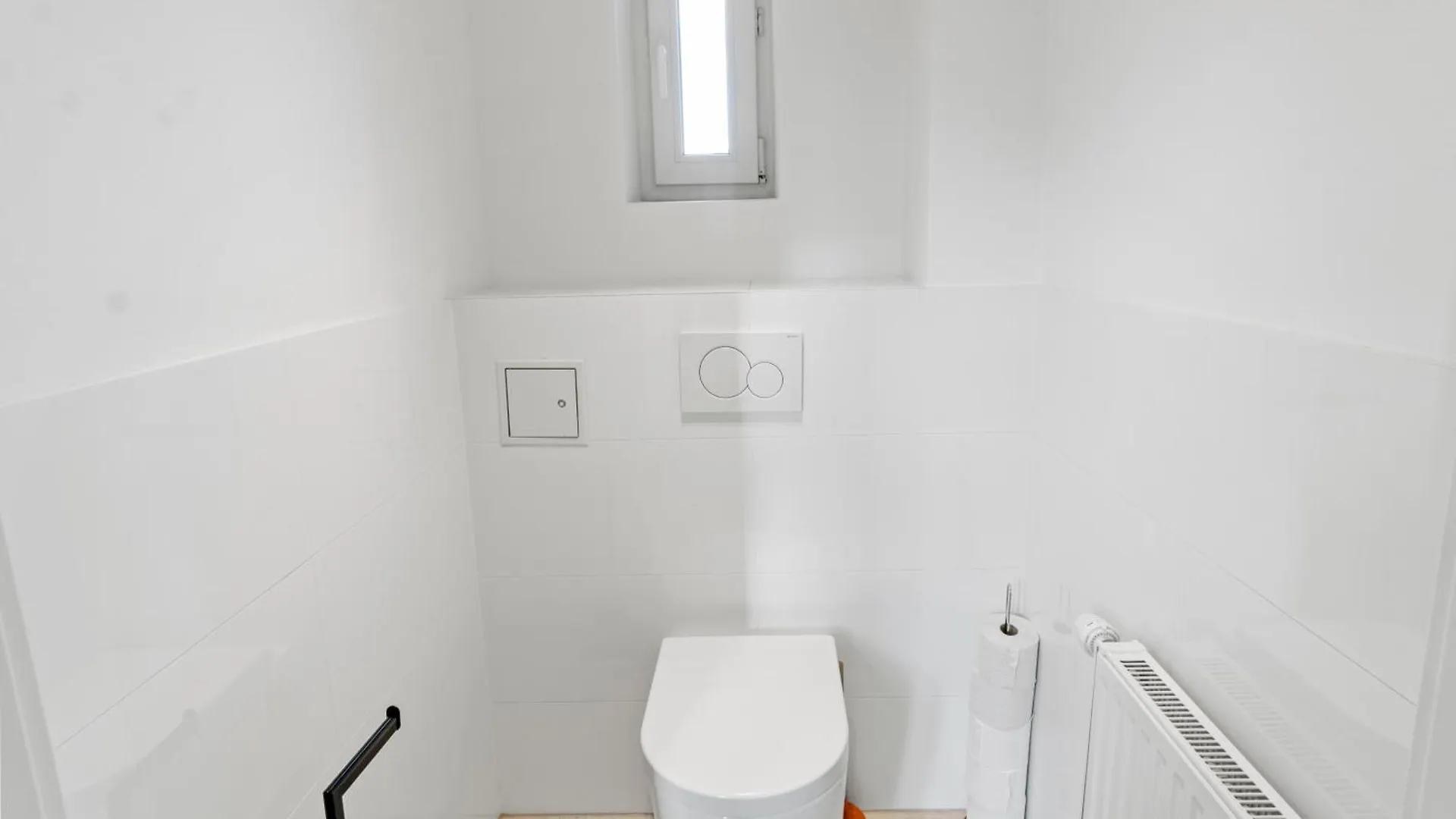 Terrace - 75 M² - Near Wiener Stadthalle Apartment Vienna