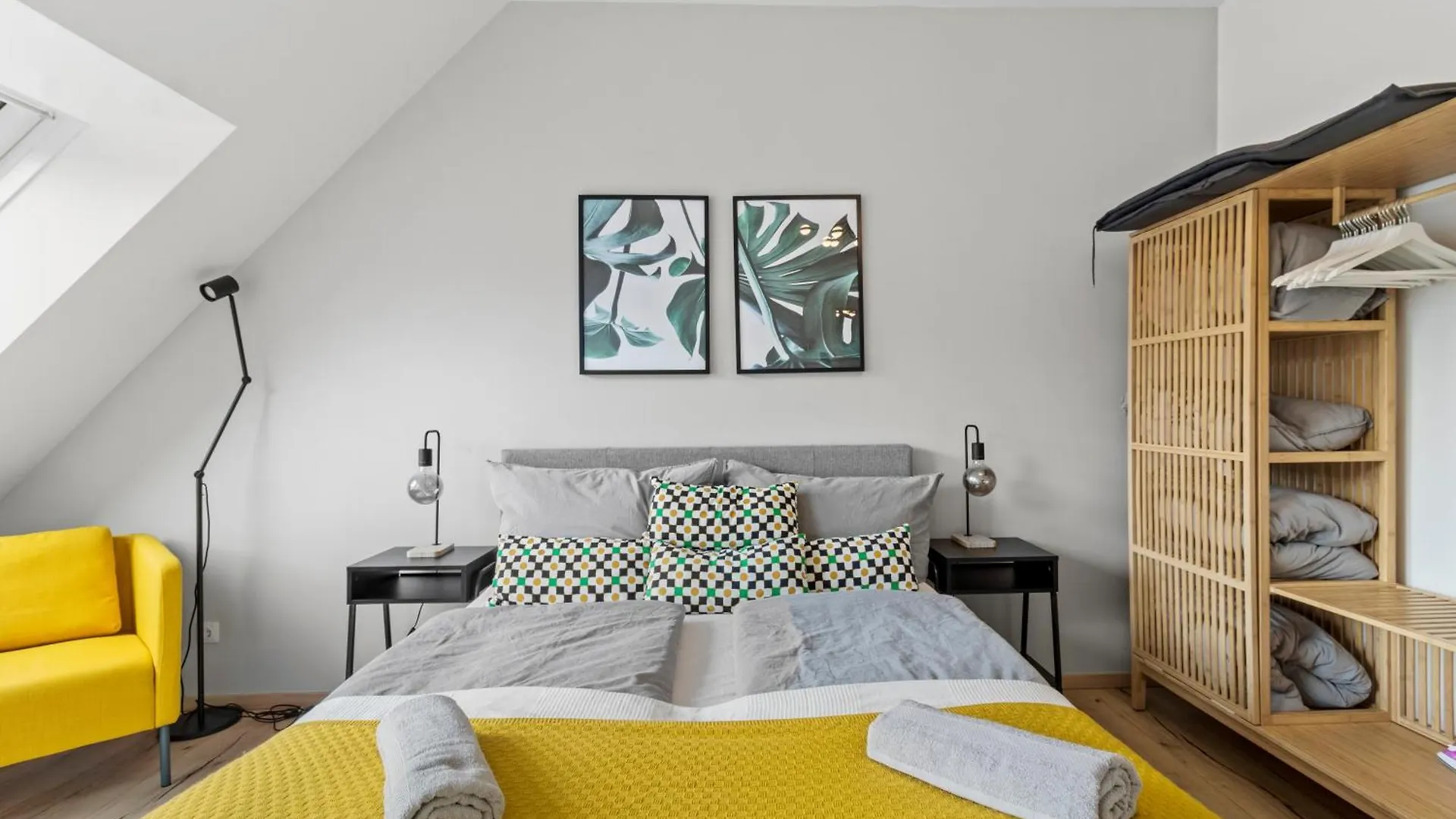 Terrace - 75 M² - Near Wiener Stadthalle 0*, Vienna Austria
